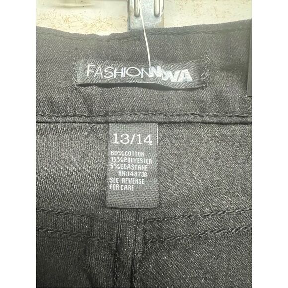 Fashion Nova Womans Black High Rise -Straight Jeans Sz 13/14 NWT * - Picture 3 of 7